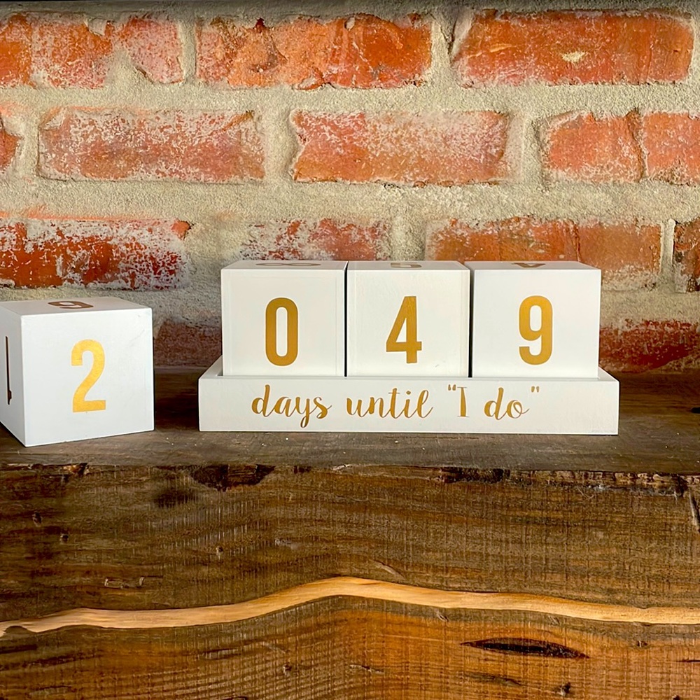 Wedding Countdown Blocks 💍🥂🍾 Enagement Gift for “days until I do”